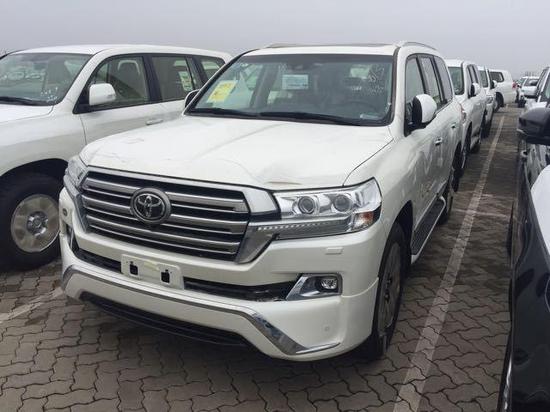 17款丰田酷路泽5700报价 陆巡神级越野车
