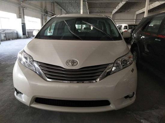 17款丰田塞纳两驱7座 加版报价裸利大促