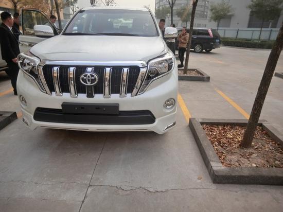 17丰田霸道2700专业改装方案行情效果图