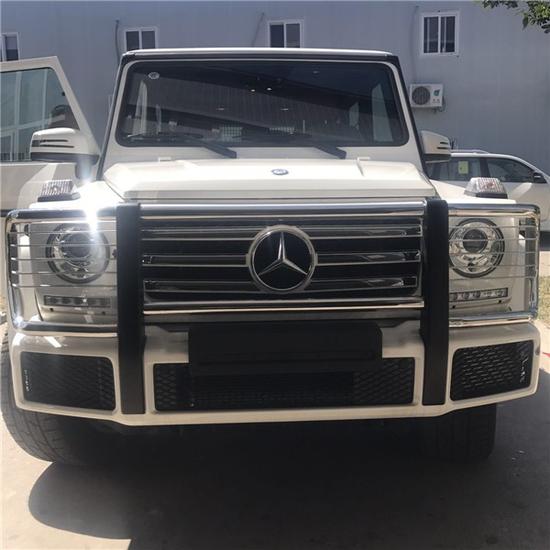 2017款奔驰G500这款纯正的越野车底价