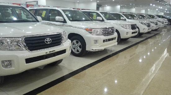 丰田酷路泽4000 强悍豪华陆巡血拼降价