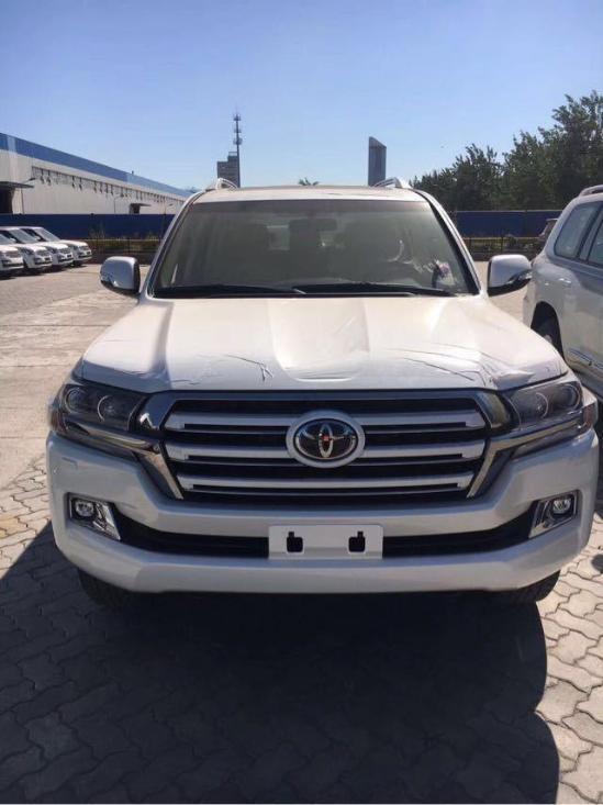 丰田酷路泽4000越野 舒适享受经典传承