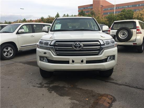 17款丰田酷路泽4000 现车到店限时优惠