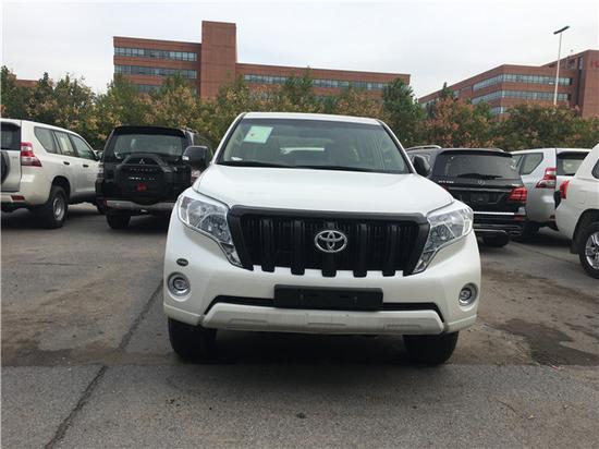 2017款中东版丰田普拉多2700倾情大促销