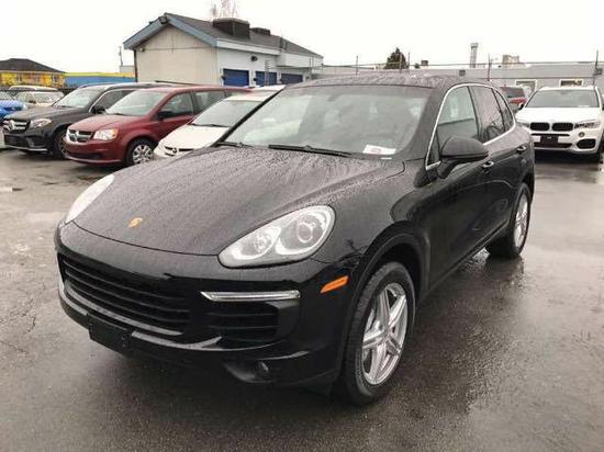 2017款保时捷卡宴性能更强劲霸气独享特