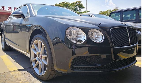 传统顶级豪华车2017款宾利飞驰V8价格