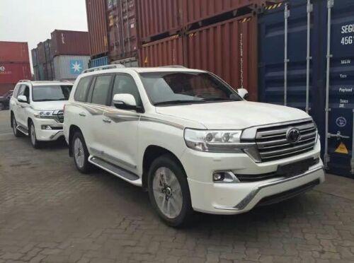 17款中东版酷路泽5700 限时促销让利钜惠