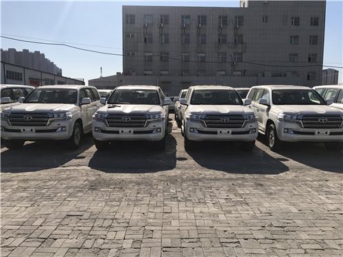 18款丰田酷路泽4000中东版月末最后狂销