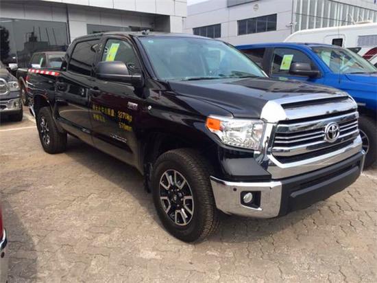 17款丰田坦途SR5 TRD 强悍动力所向披靡