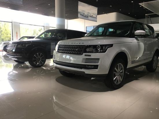 路虎揽胜行政店庆酬宾17款路虎揽胜秒杀
