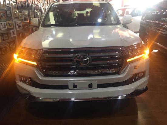 17款丰田酷路泽4000展位现车最低多少钱