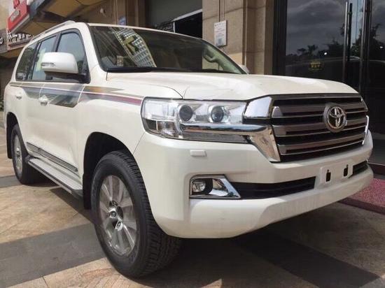 18款丰田酷路泽4000中东版新款上市改装