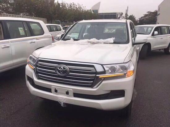 18款丰田酷路泽4000丐版多少钱春节优惠