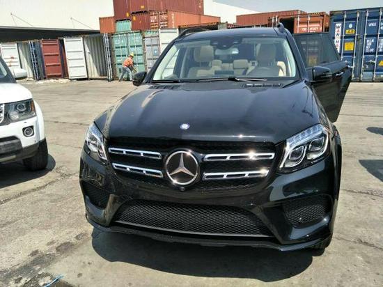 18款奔驰GLS450硬朗线条越野范儿十足