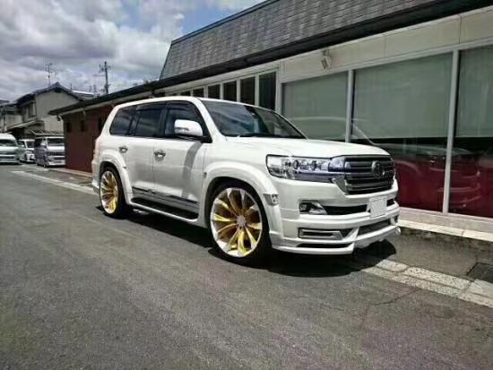 新款丰田酷路泽4000 中东丐版惠满冬季