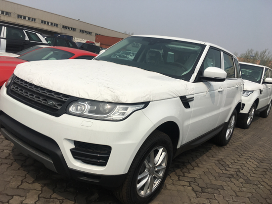 2017款柴油版路虎揽胜运动3.0最低售价