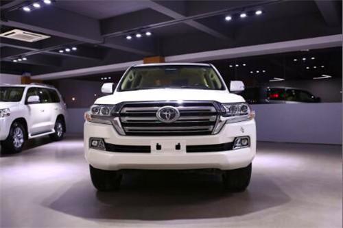 17款丰田酷路泽4000 霸气越野特惠全国