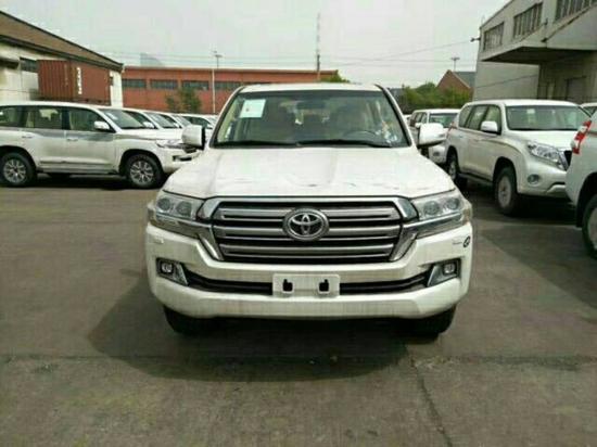 17款丰田酷路泽4000 中东越野零首付钜惠