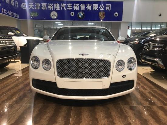 17款宾利飞驰4.0威武俊朗 干练有力