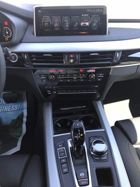 2017款宝马X5进口现车价格实惠豪气大卖