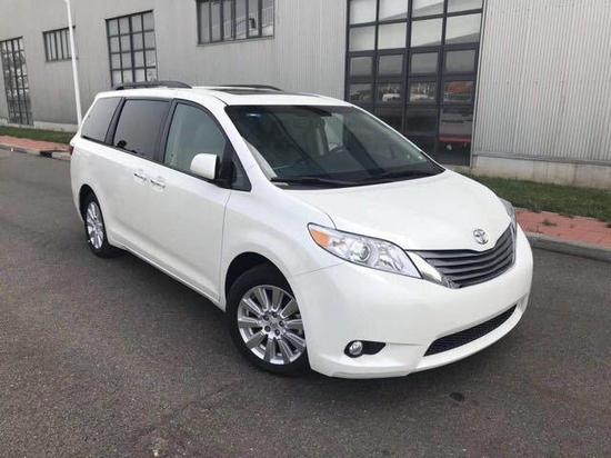 丰田塞纳经典商务MPV 双十一促销不停歇