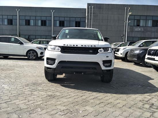 2017款路虎揽胜运动版3.0月初给力热售