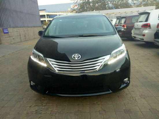 四驱商务丰田塞纳双十一特惠经典豪华