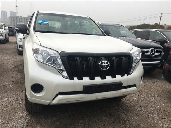 17款丰田普拉多2700 月末冲业绩钜惠秒杀