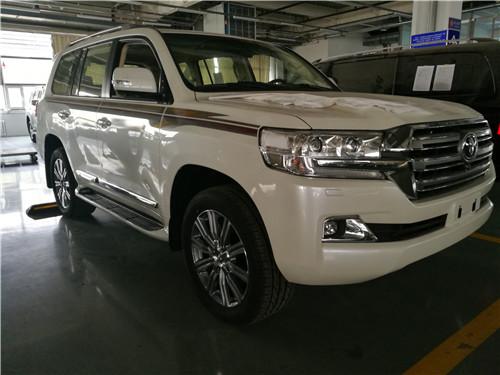 天津港丰田酷路泽4000十一月酬宾欢乐购