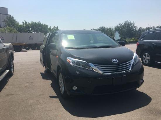 17款丰田塞纳XLE 商务用车首选降价6万