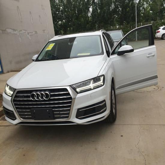 2017款加规版奥迪Q7造型趋向简洁明朗化