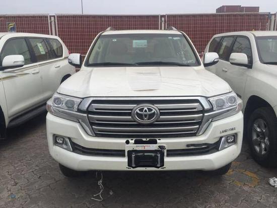 2017款丰田酷路泽4600钜惠脱光裸价来袭