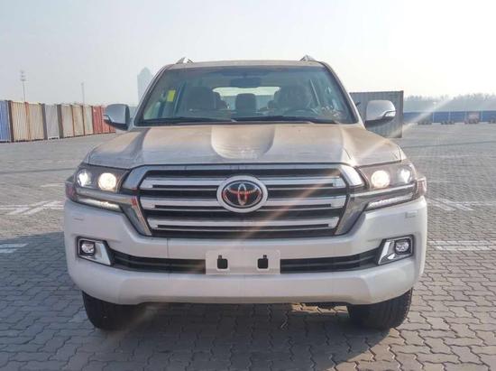 2017款丰田酷路泽4000丐版实力震撼价格