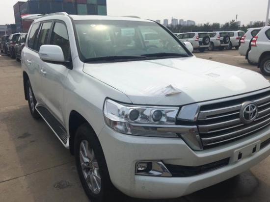 2017款丰田酷路泽5700 中东越野强势降价