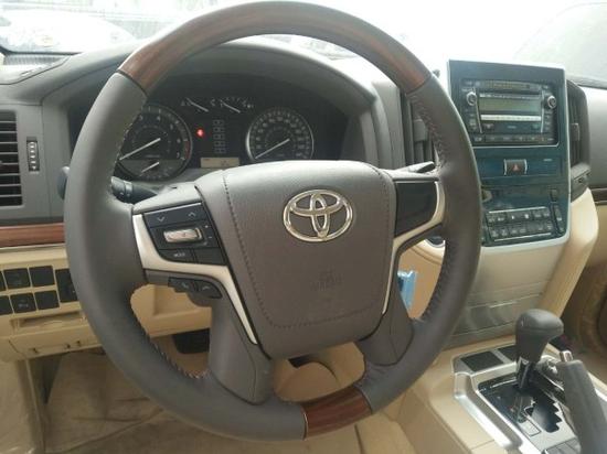 17款兰德酷陆泽4600最新优惠携带导航