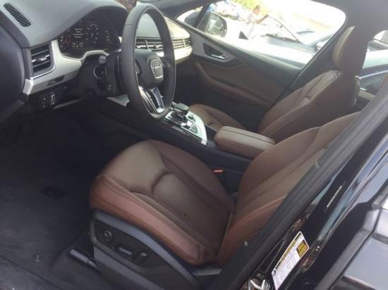 2017款奥迪Q7加版科技型现车报价直降