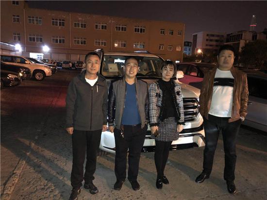 17款丰田酷路泽5700饱满圆润高端越野