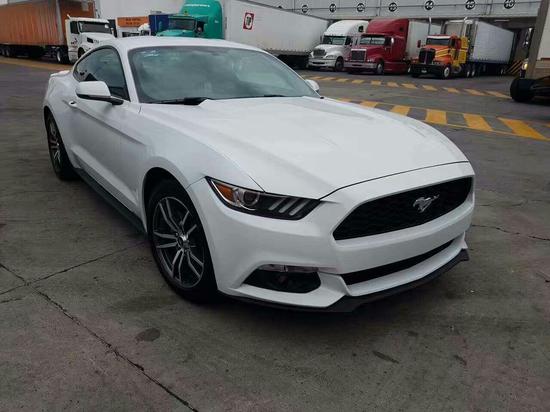 新款福特野马跑车高性能高颜值超低报价