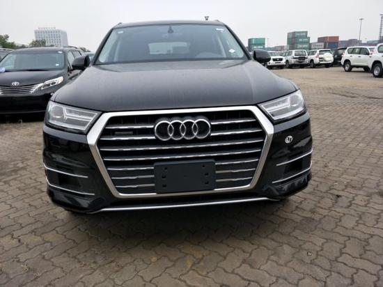 奥迪Q7运动版卓越全新 3.0T七座越野车