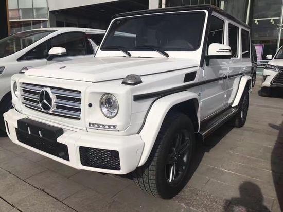 17款奔驰G500墨版现车 一贯硬朗设计风格