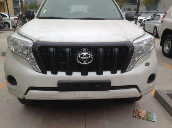 特价车系17霸道2700普拉多报价一降到底