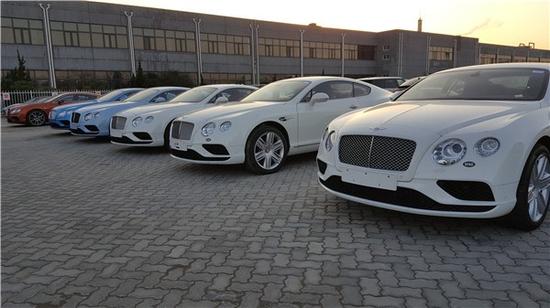 17宾利添越 四座豪华高端座驾欧规版报价