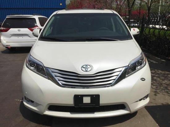 进口丰田塞纳最新市场价格家用商务首选