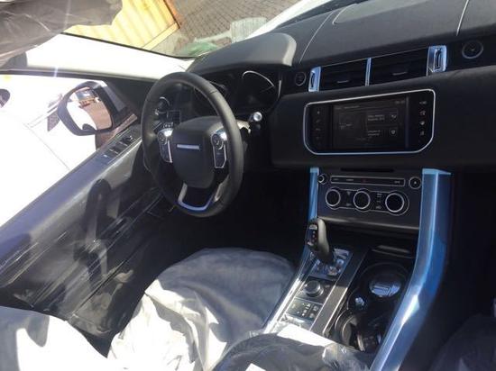 2017款揽胜运动版3.0报价多少钱分期价格柴油SE棱角分明