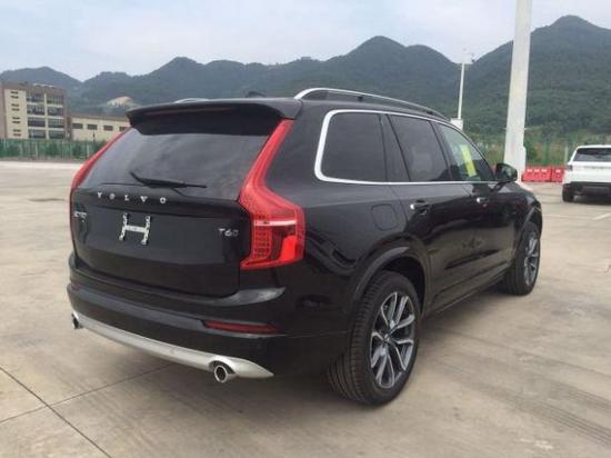 17款沃尔沃XC90 T6现车最新报价现车高配