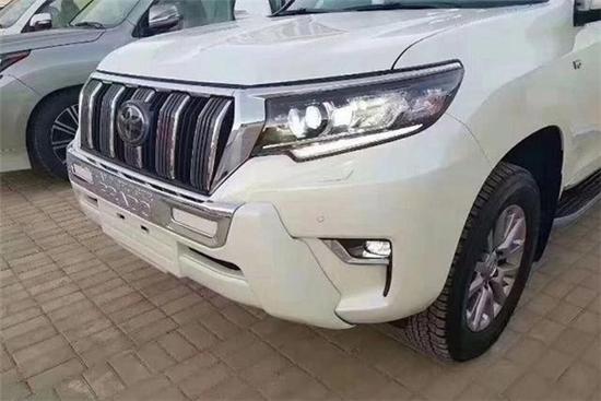 18丰田中东版霸道4000新车出市闪亮登场