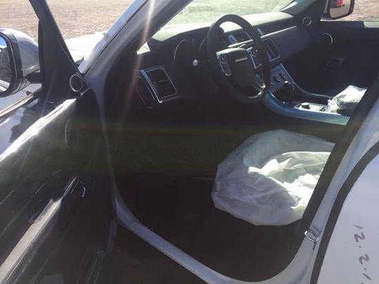 2017款揽胜运动版3.0报价多少钱分期价格柴油SE棱角分明