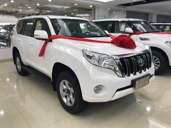 2017款丰田霸道2700钜惠促销低价售全国
