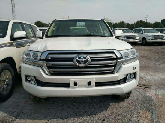 丰田酷路泽4000倒影摇启版促销可分期