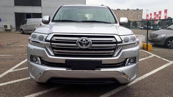 18款丰田酷路泽4500柴油省油强动力越野